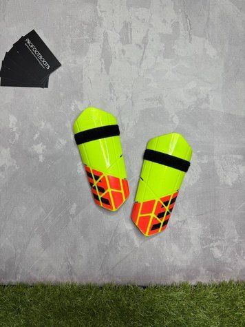 Щитки Adidas b6a-247 b6a-247 фото