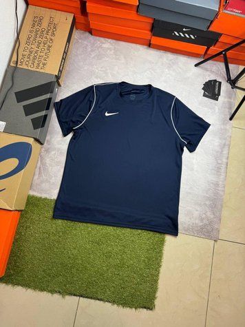 Футболка Nike 682-980 682-980 фото