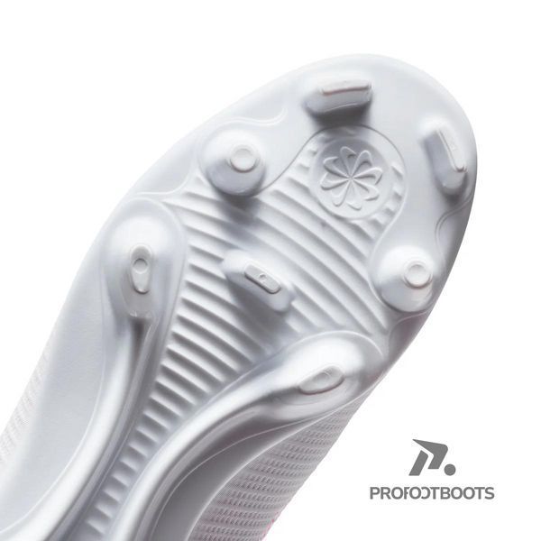 Бутси Nike Zoom Mercurial Vapor 17 Club JR FG/MG 32 IO8243-900 фото
