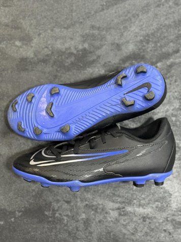 Бутсы Nike Phantom 751-277 751-277 фото