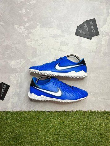 Сороконіжки Nike Tiempo 0i2-4cc 0i2-4cc фото