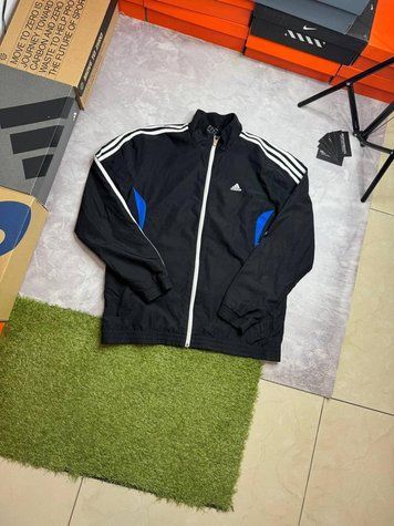 SALE! Вітровка Adidas 1i6-cc6 1i6-cc6 фото