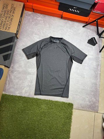 Термофутболка Under Armour 3i7-b04 3i7-b04 фото