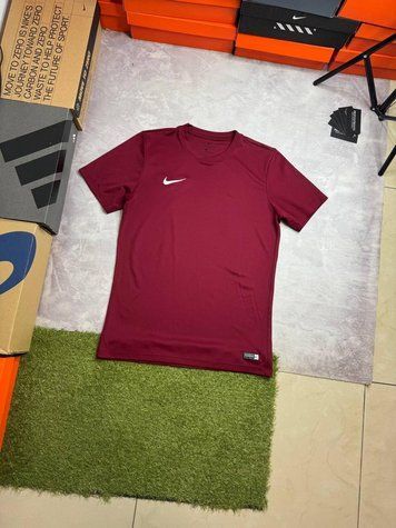 Футболка Nike 9c0-68b 9c0-68b фото