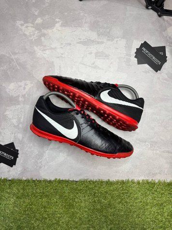 Сороконіжки Nike Tiempo 249-7i1 249-7i1 фото